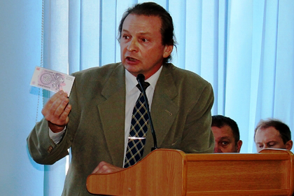 Представитель финансовой системы Новороссии Дмитрий Полуденов